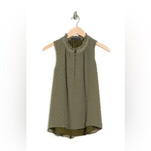 Gibsonlook Olive Green Sleeveless Blouse